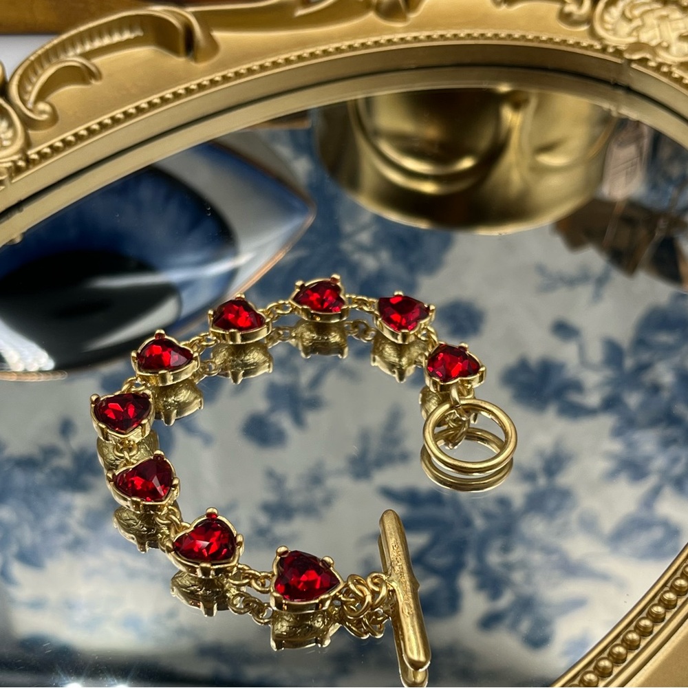 🆕 OSCAR DE LA RENTA 🧿 Red Crystal Embellished Heart Bracelet